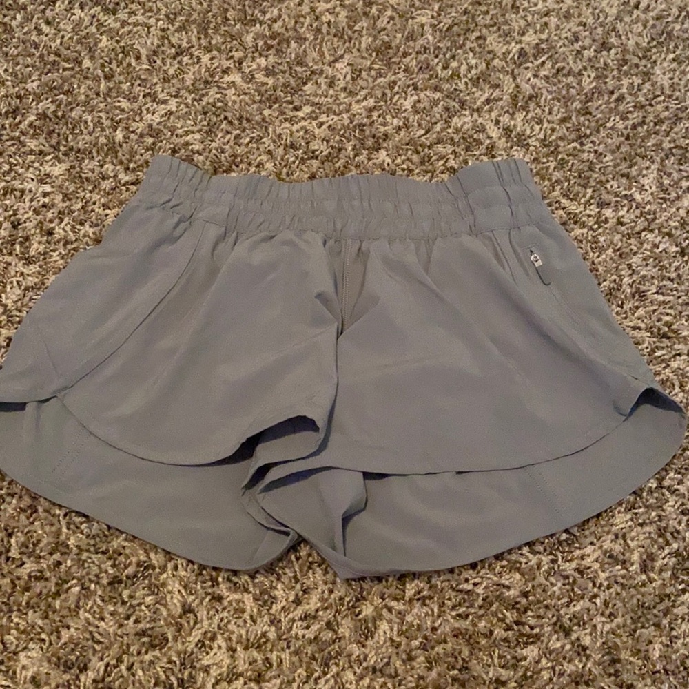 Tracker Shorts 4”, rhino grey- size 8